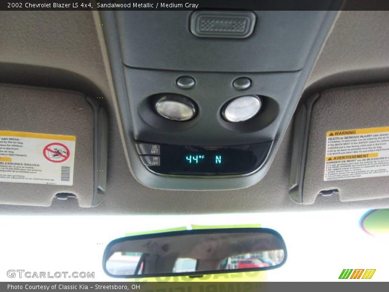 Sandalwood Metallic / Medium Gray 2002 Chevrolet Blazer LS 4x4