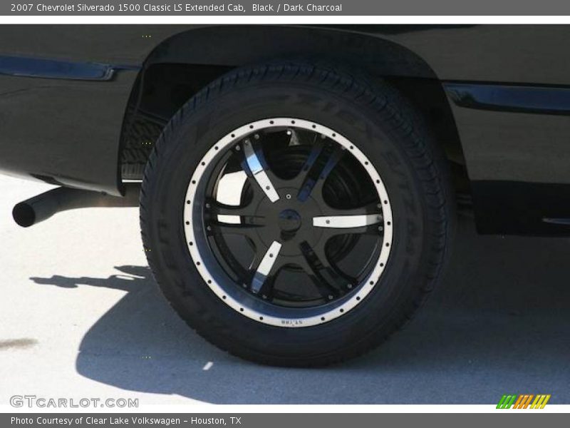 Black / Dark Charcoal 2007 Chevrolet Silverado 1500 Classic LS Extended Cab