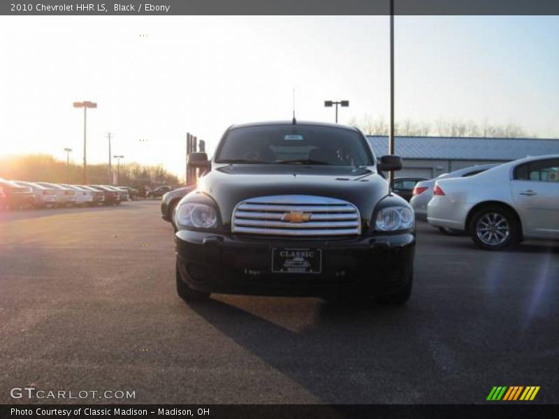 Black / Ebony 2010 Chevrolet HHR LS