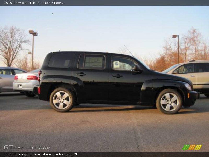 Black / Ebony 2010 Chevrolet HHR LS
