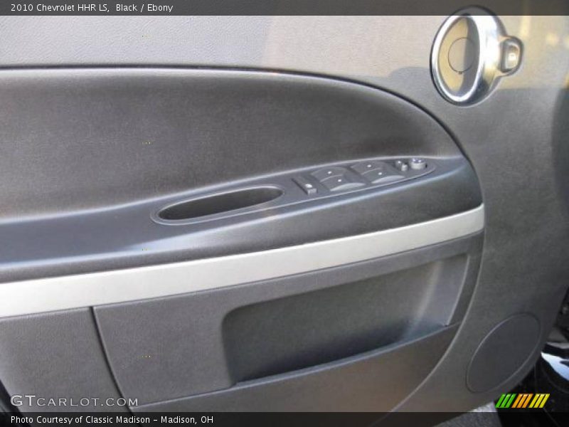 Black / Ebony 2010 Chevrolet HHR LS