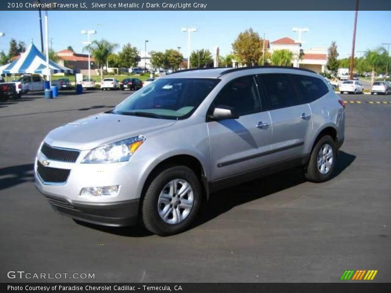 Silver Ice Metallic / Dark Gray/Light Gray 2010 Chevrolet Traverse LS