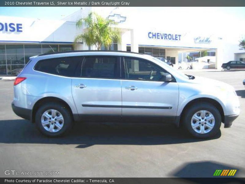 Silver Ice Metallic / Dark Gray/Light Gray 2010 Chevrolet Traverse LS