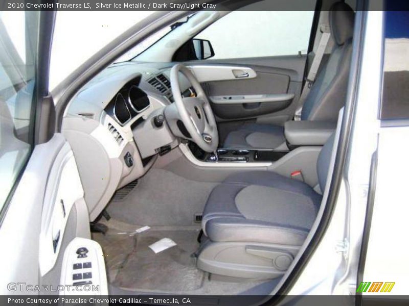Silver Ice Metallic / Dark Gray/Light Gray 2010 Chevrolet Traverse LS