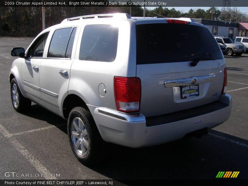 Bright Silver Metallic / Dark Slate Gray/Light Slate Gray 2009 Chrysler Aspen Limited 4x4