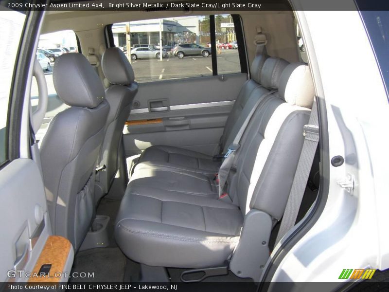 Bright Silver Metallic / Dark Slate Gray/Light Slate Gray 2009 Chrysler Aspen Limited 4x4