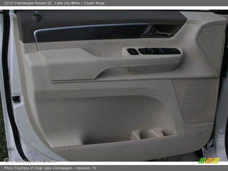 Calla Lilly White / Ceylon Beige 2010 Volkswagen Routan SE