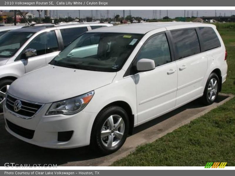 Calla Lilly White / Ceylon Beige 2010 Volkswagen Routan SE