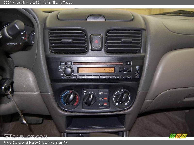 Molten Silver / Taupe 2004 Nissan Sentra 1.8 S