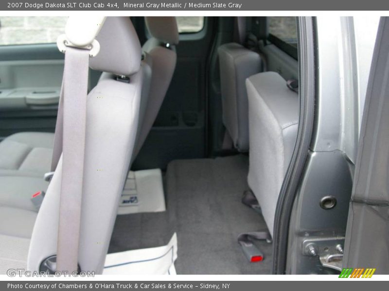 Mineral Gray Metallic / Medium Slate Gray 2007 Dodge Dakota SLT Club Cab 4x4