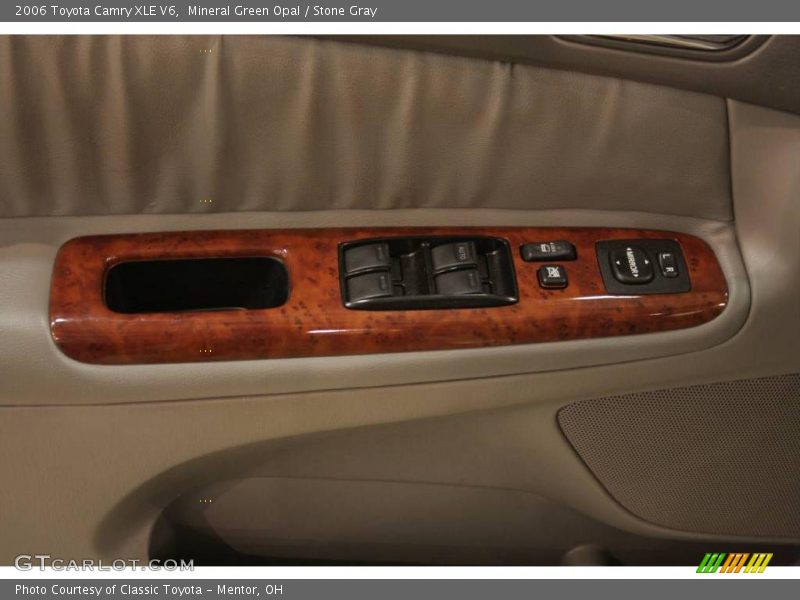 Mineral Green Opal / Stone Gray 2006 Toyota Camry XLE V6