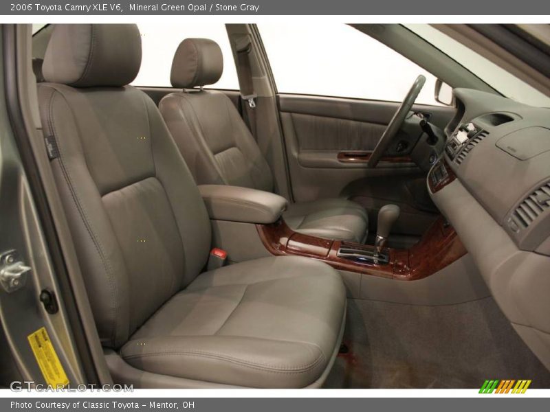 Mineral Green Opal / Stone Gray 2006 Toyota Camry XLE V6