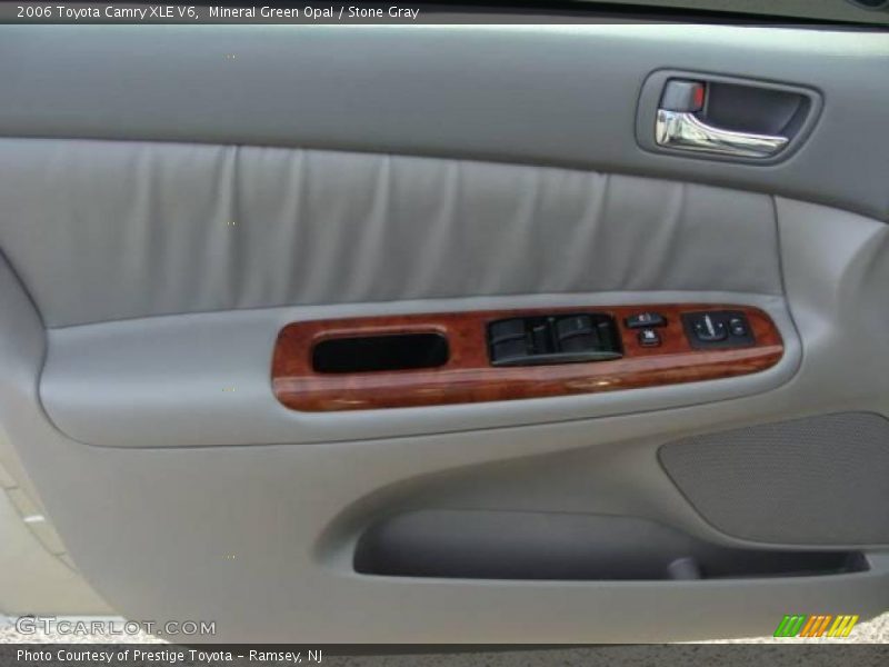 Mineral Green Opal / Stone Gray 2006 Toyota Camry XLE V6