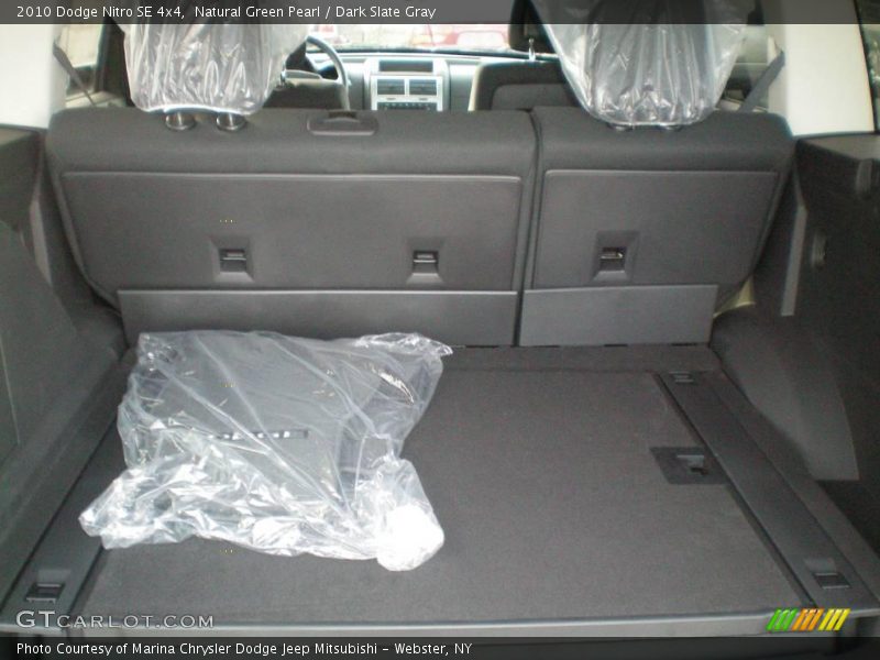 Natural Green Pearl / Dark Slate Gray 2010 Dodge Nitro SE 4x4