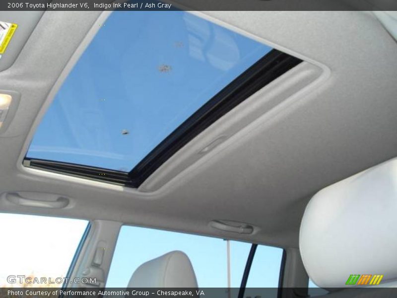 Indigo Ink Pearl / Ash Gray 2006 Toyota Highlander V6