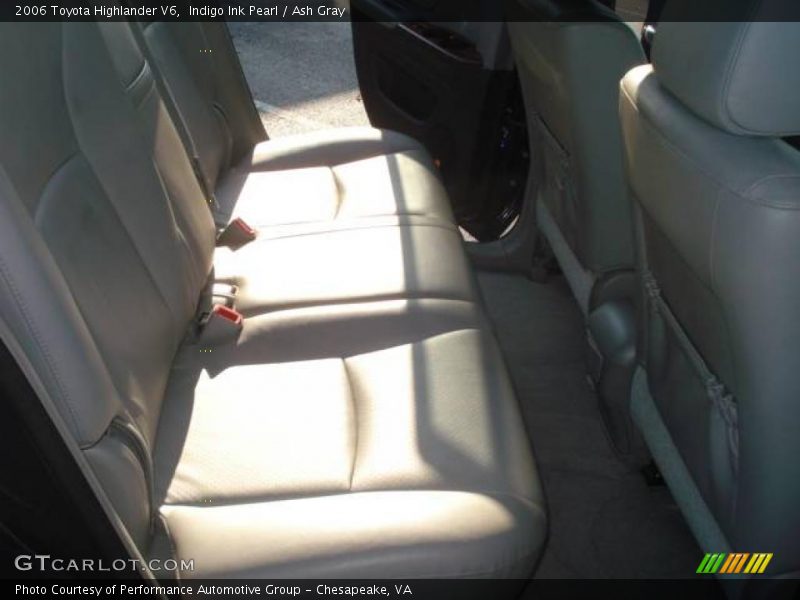 Indigo Ink Pearl / Ash Gray 2006 Toyota Highlander V6
