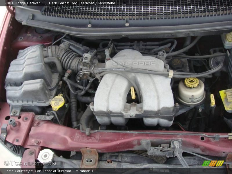 Dark Garnet Red Pearlcoat / Sandstone 2001 Dodge Caravan SE
