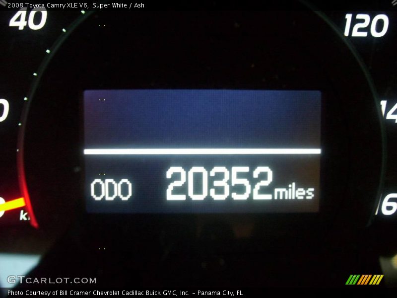 Super White / Ash 2008 Toyota Camry XLE V6