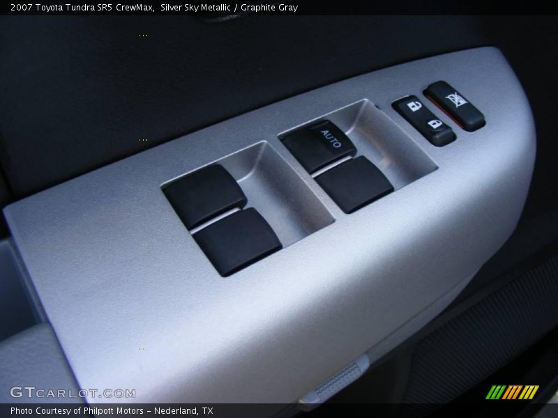 Silver Sky Metallic / Graphite Gray 2007 Toyota Tundra SR5 CrewMax