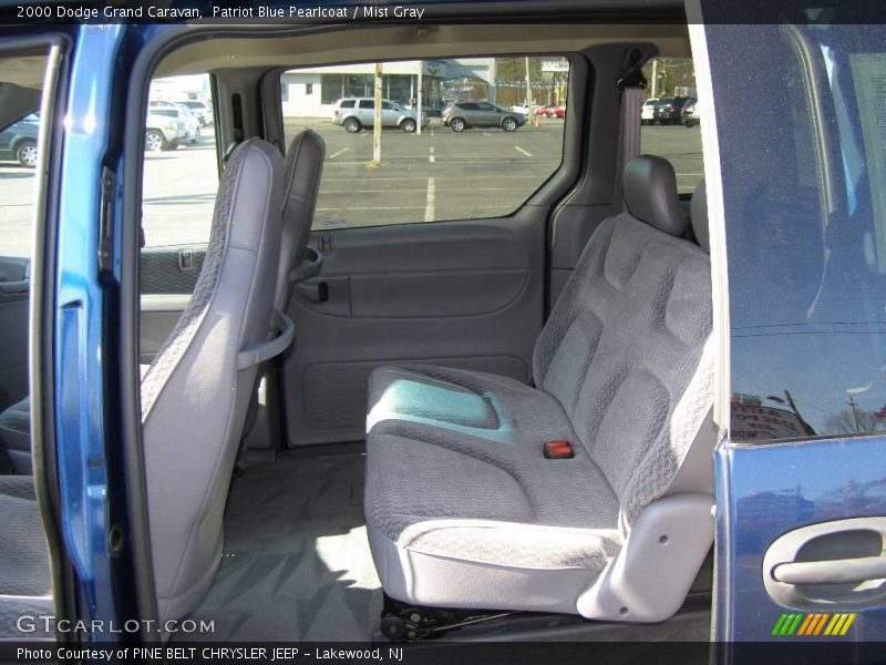 Patriot Blue Pearlcoat / Mist Gray 2000 Dodge Grand Caravan
