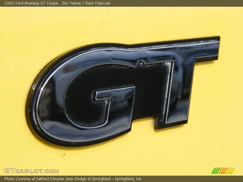 Zinc Yellow / Dark Charcoal 2002 Ford Mustang GT Coupe