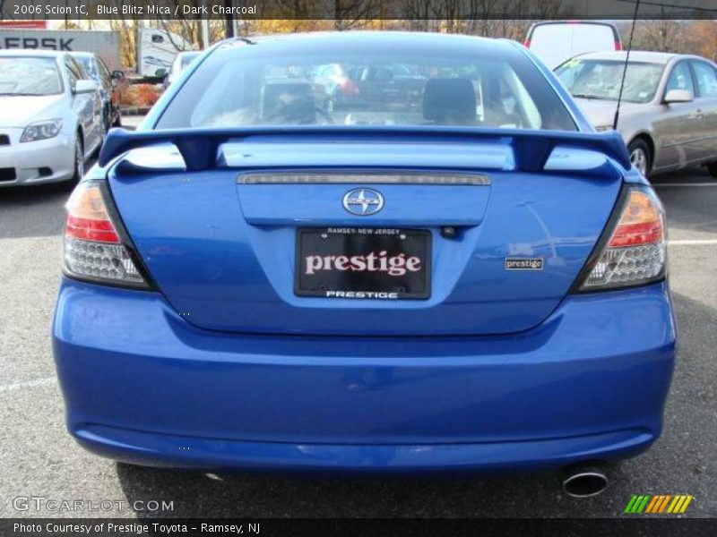 Blue Blitz Mica / Dark Charcoal 2006 Scion tC