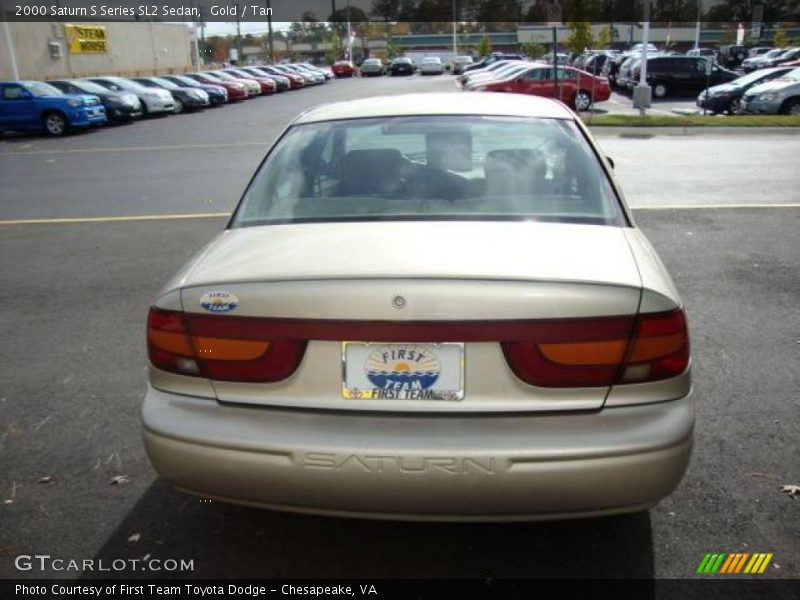 Gold / Tan 2000 Saturn S Series SL2 Sedan