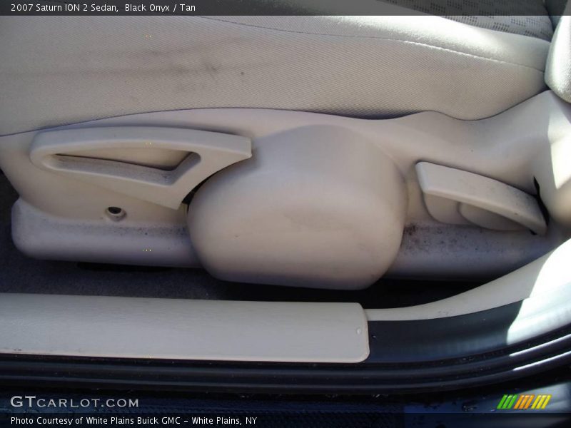Black Onyx / Tan 2007 Saturn ION 2 Sedan