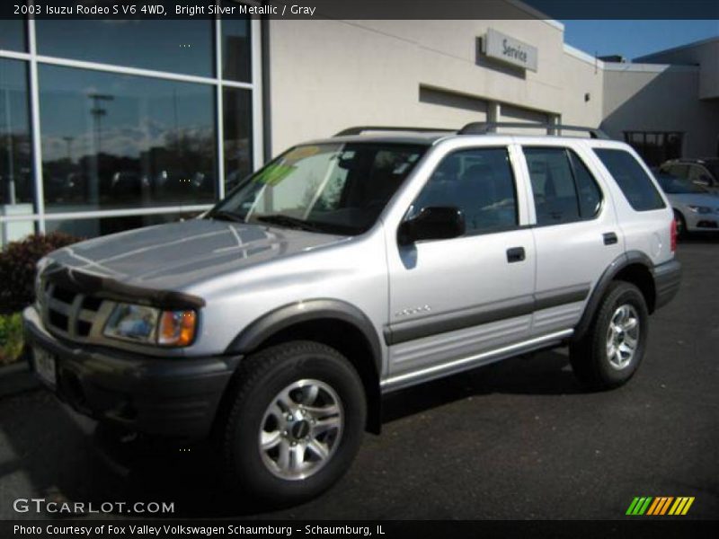 Bright Silver Metallic / Gray 2003 Isuzu Rodeo S V6 4WD
