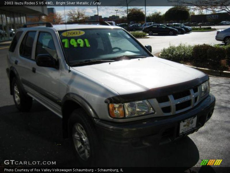 Bright Silver Metallic / Gray 2003 Isuzu Rodeo S V6 4WD