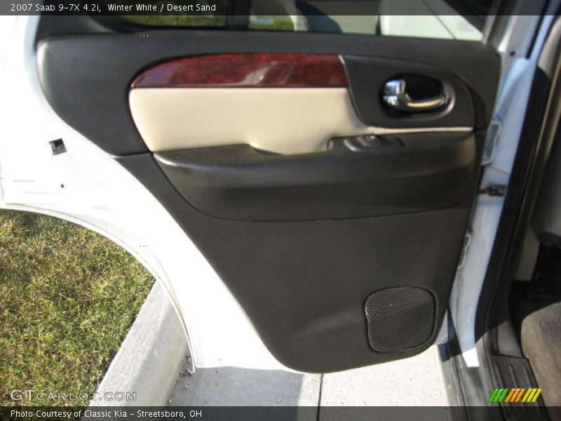 Winter White / Desert Sand 2007 Saab 9-7X 4.2i