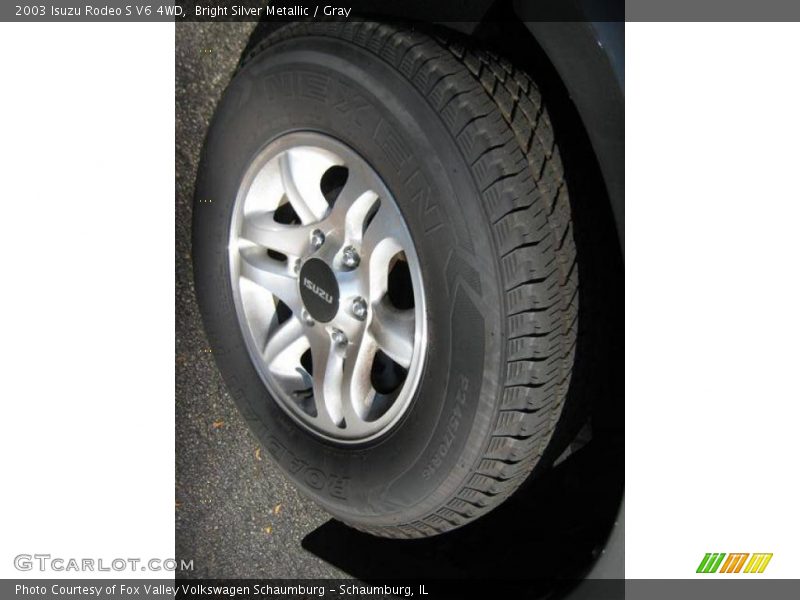 Bright Silver Metallic / Gray 2003 Isuzu Rodeo S V6 4WD