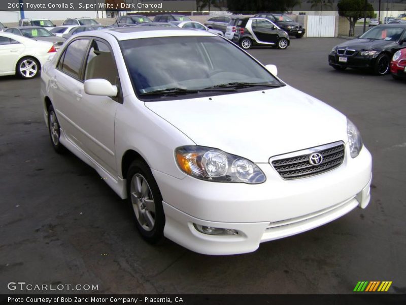 Super White / Dark Charcoal 2007 Toyota Corolla S