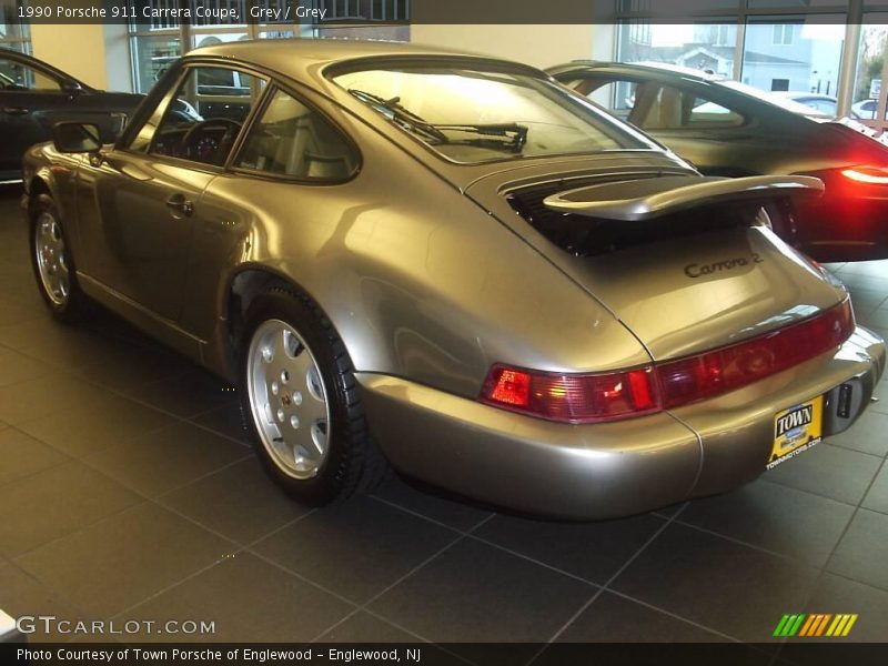 Grey / Grey 1990 Porsche 911 Carrera Coupe