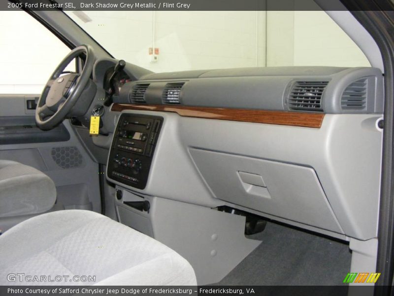 Dark Shadow Grey Metallic / Flint Grey 2005 Ford Freestar SEL