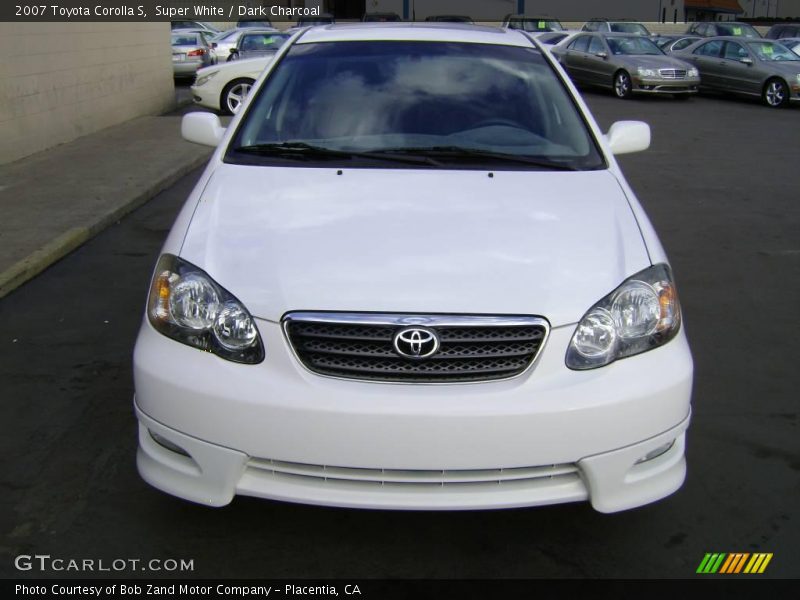 Super White / Dark Charcoal 2007 Toyota Corolla S