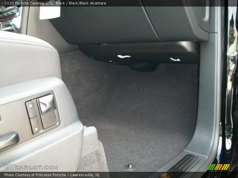 Black / Black/Black Alcantara 2010 Porsche Cayenne GTS