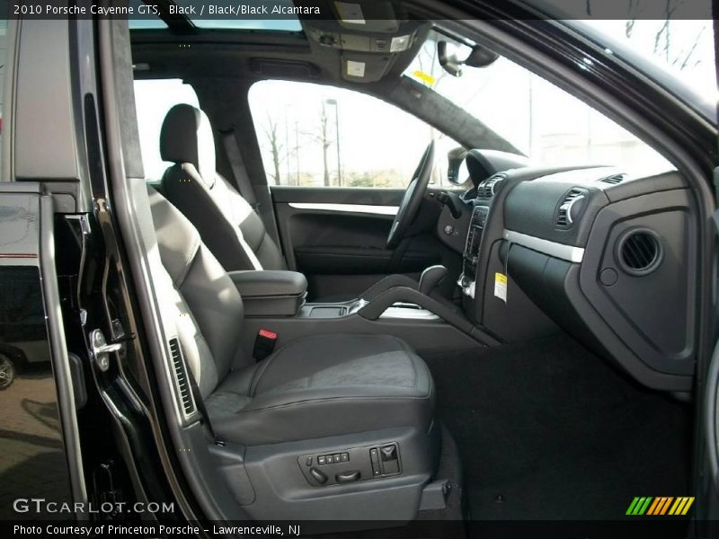 Black / Black/Black Alcantara 2010 Porsche Cayenne GTS