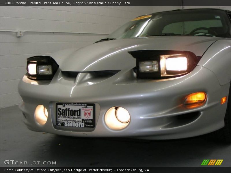 Bright Silver Metallic / Ebony Black 2002 Pontiac Firebird Trans Am Coupe