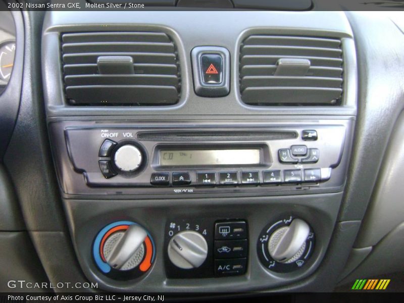 Molten Silver / Stone 2002 Nissan Sentra GXE