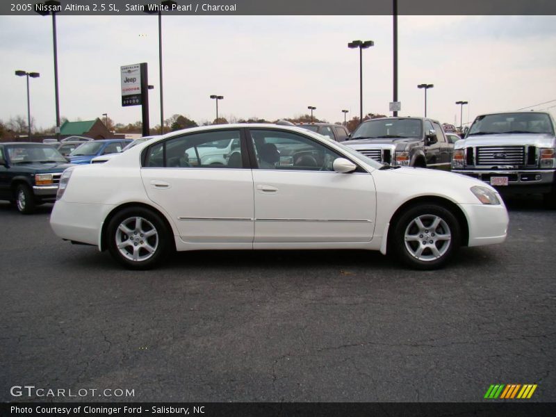 Satin White Pearl / Charcoal 2005 Nissan Altima 2.5 SL