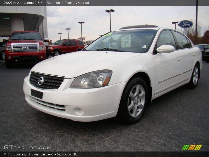 Satin White Pearl / Charcoal 2005 Nissan Altima 2.5 SL