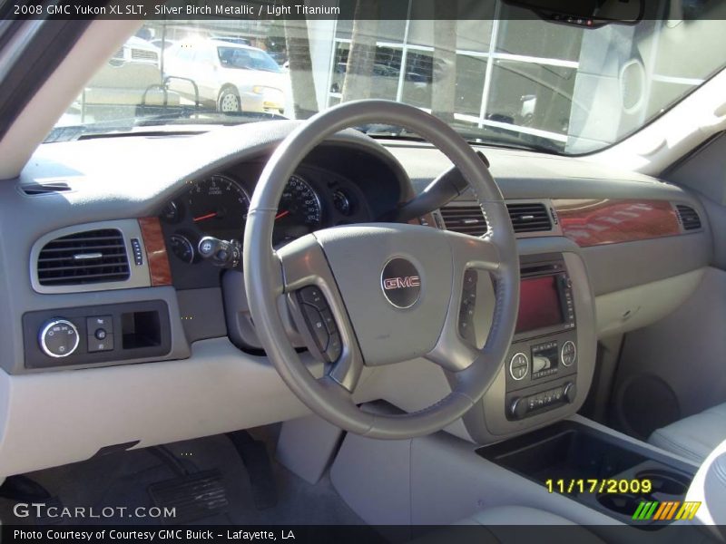 Silver Birch Metallic / Light Titanium 2008 GMC Yukon XL SLT