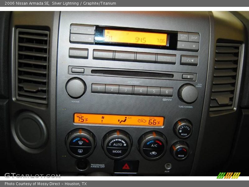 Silver Lightning / Graphite/Titanium 2006 Nissan Armada SE