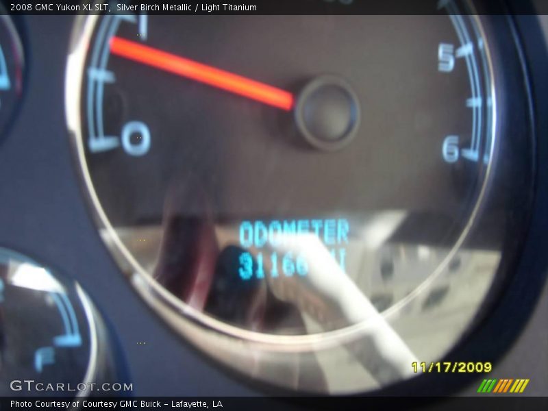 Silver Birch Metallic / Light Titanium 2008 GMC Yukon XL SLT