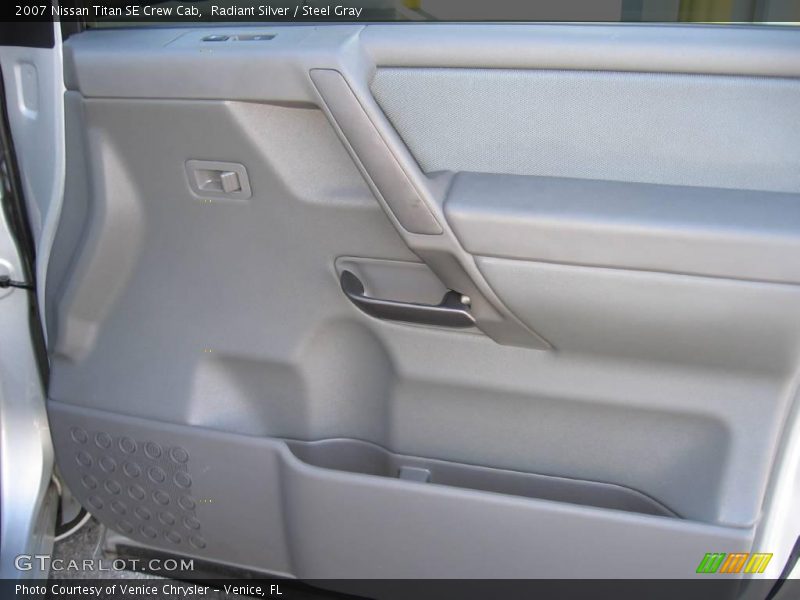 Radiant Silver / Steel Gray 2007 Nissan Titan SE Crew Cab