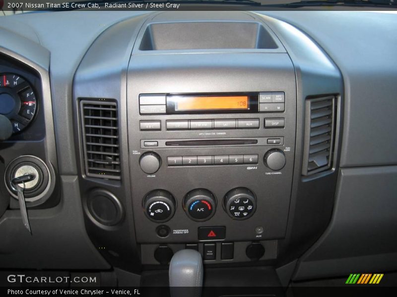 Radiant Silver / Steel Gray 2007 Nissan Titan SE Crew Cab