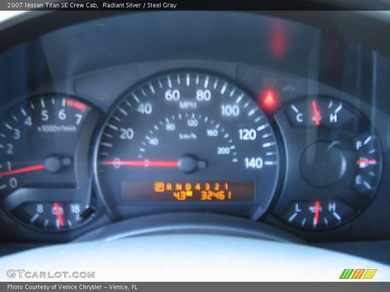 Radiant Silver / Steel Gray 2007 Nissan Titan SE Crew Cab
