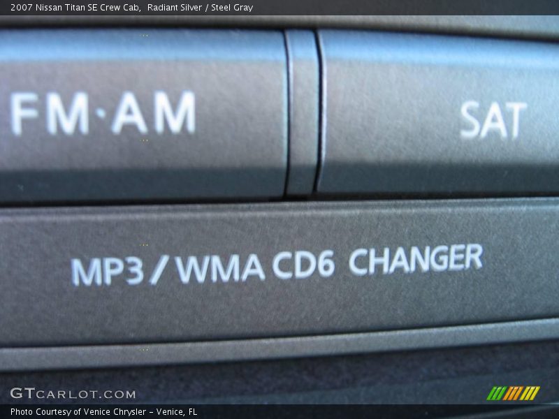 Radiant Silver / Steel Gray 2007 Nissan Titan SE Crew Cab