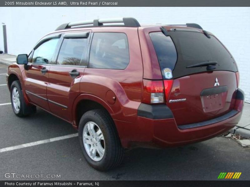 Ultra Red Pearl / Charcoal 2005 Mitsubishi Endeavor LS AWD